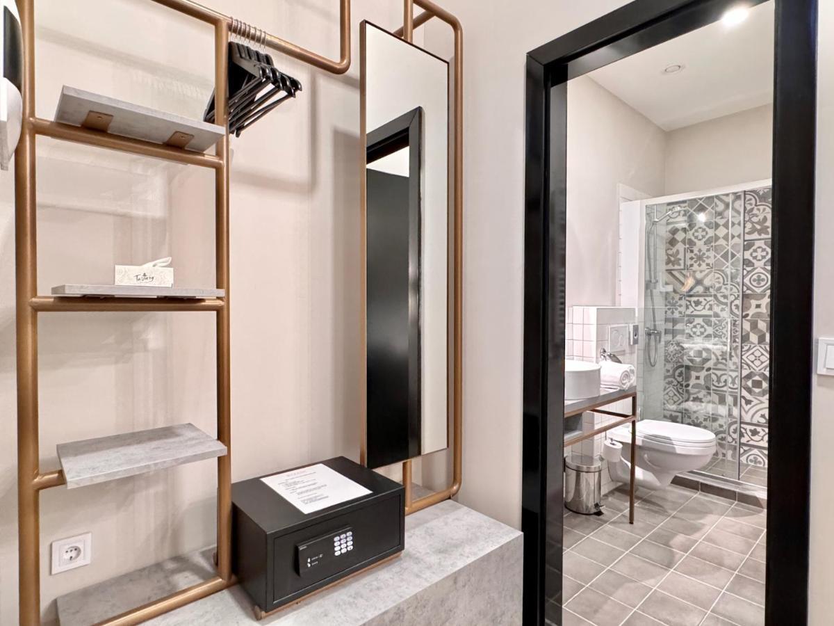 Bazaar Boutique Residence Budapest Esterno foto