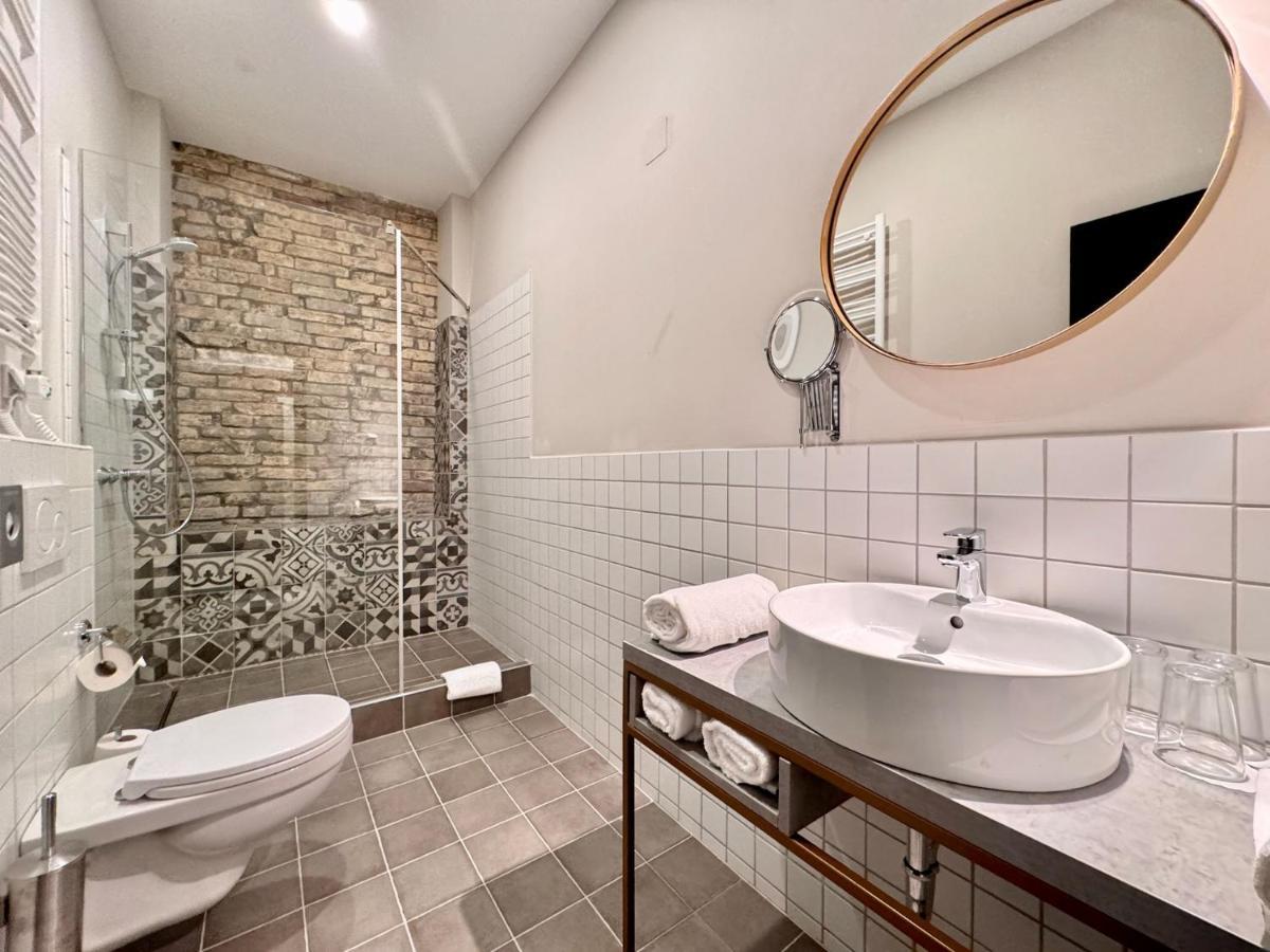 Bazaar Boutique Residence Budapest Esterno foto